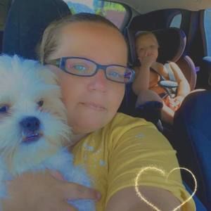 Meet your Posher, Gina